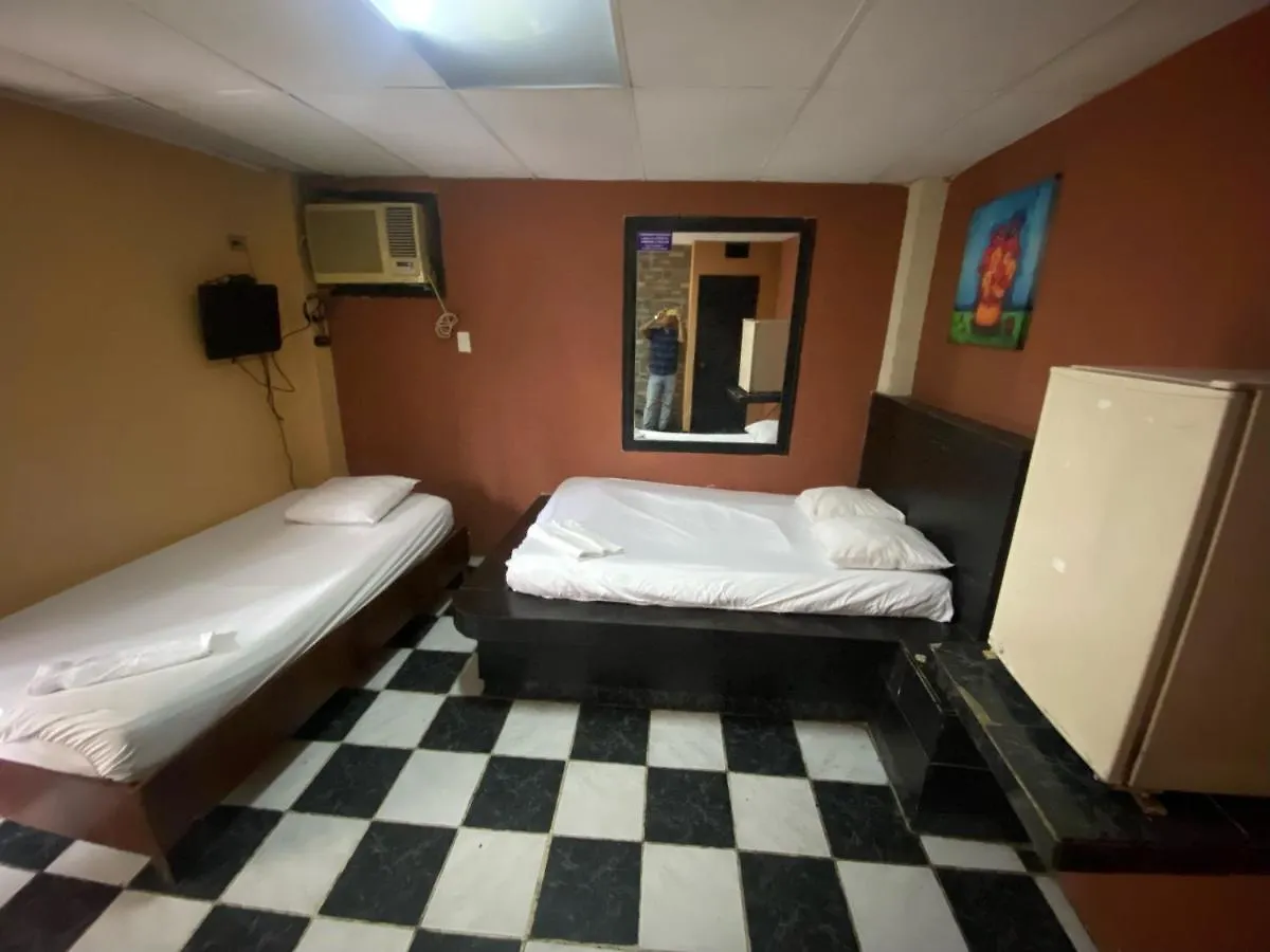 Hotel Imperial Guayaquil 0*,  Ecuador